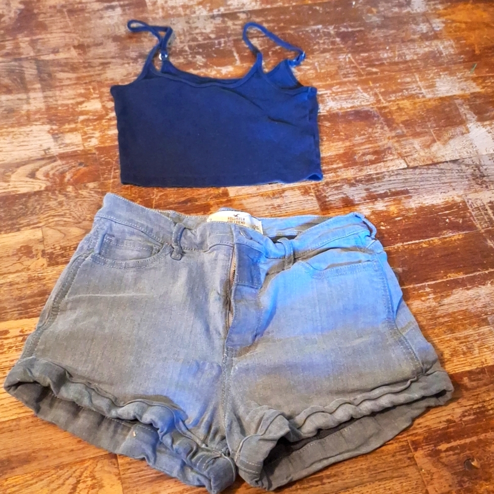 Hollister top and shorts